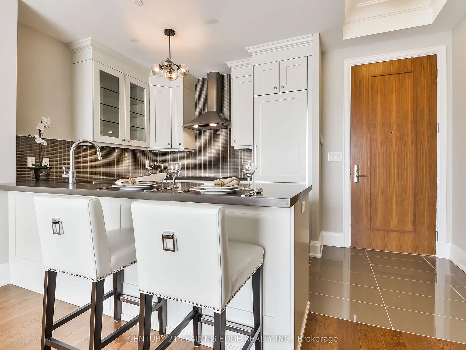 2 bed, $3,400 — Photo 3