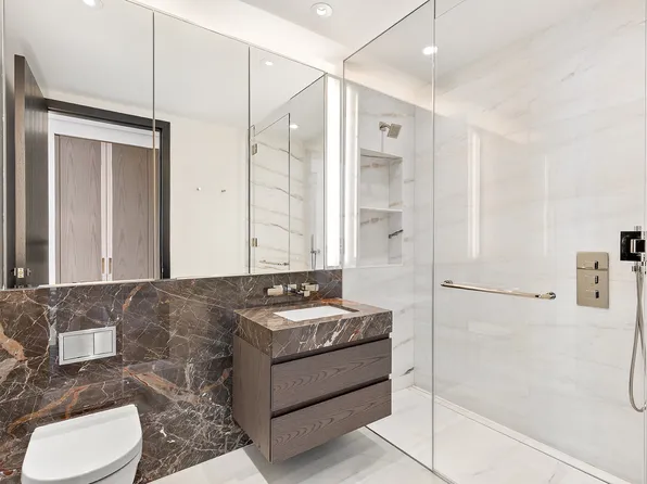 125 Greenwich Street image 14 of 23