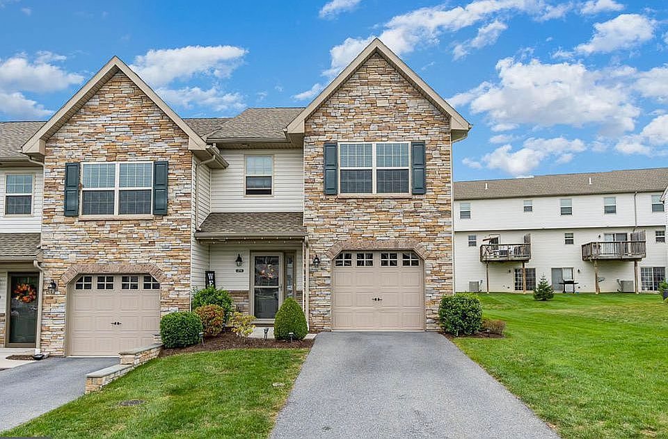 1st image of 275 Melbourne Ln
