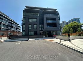 1608 Charles St, Whitby, ON