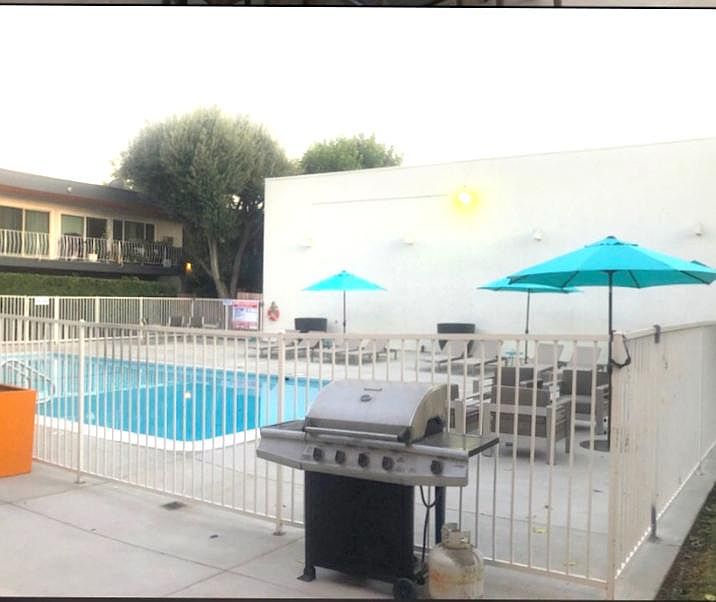 1st image of 17938 Burbank Blvd APT 17