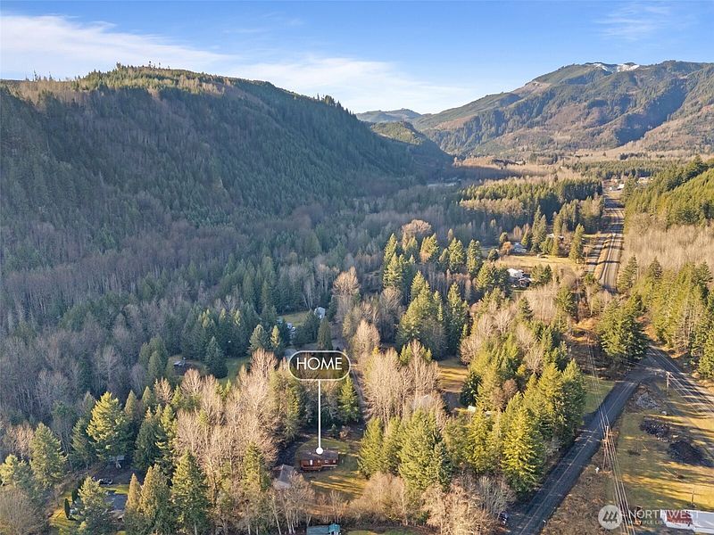 2nd image of 107 3 Frostyrose Lane