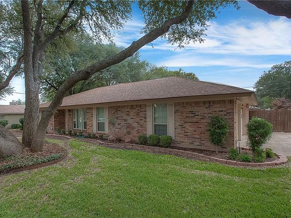 3rd image of 4429 Cartagena Dr