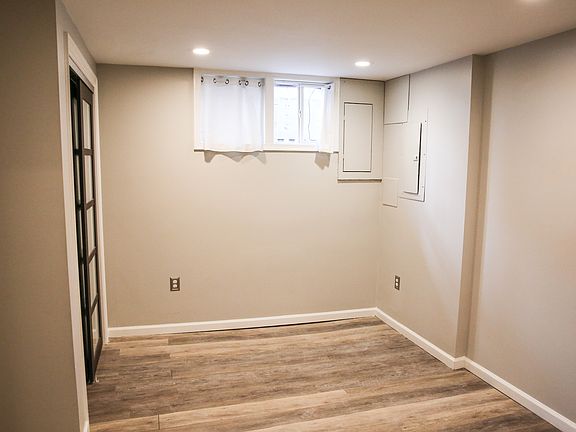 bedroom #1