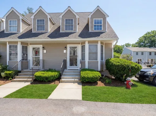 28 Key St, Millis, MA 02054