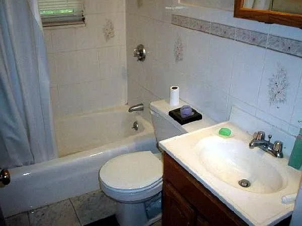 4 bed, 1550 sqft, $4,100 — Photo 2