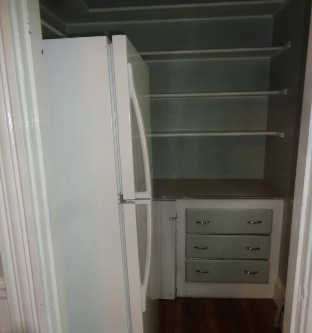 2 bed, 1100 sqft, $2,500 — Photo 4