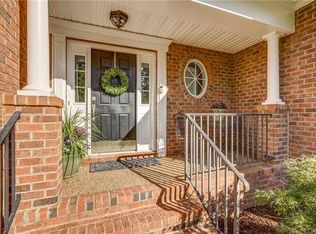 13212 Penhurst Rd, Midlothian, VA 23113