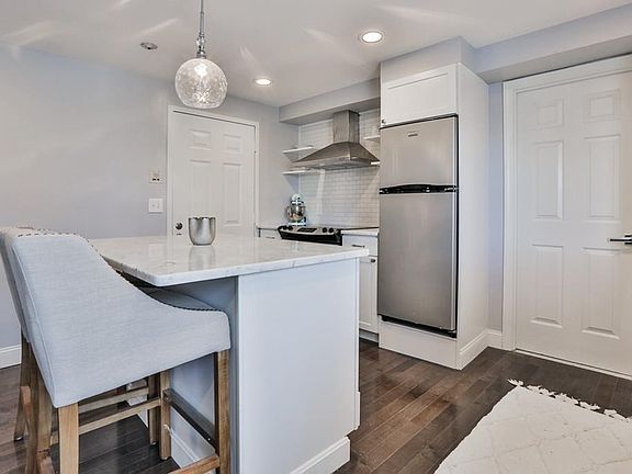 2nd image of 149 Merrimac St #4