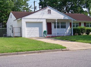 3411 Candlewood Dr, Hampton, VA 23666
