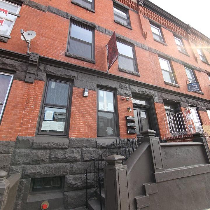1st image of 1627 W Diamond St