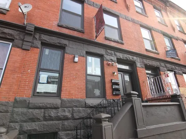 1627 W Diamond St, Philadelphia, PA 19121