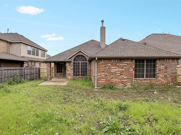 5th image of 2652 Coral Cove Dr