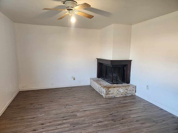 2nd image of 786 Comanche Dr