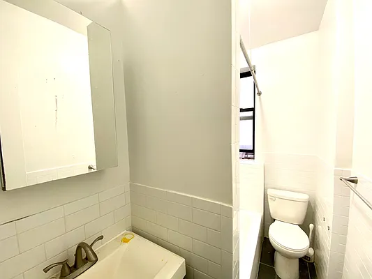 Rented by Douglas Elliman | media 10