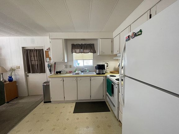5th image of 751 10th St E #417