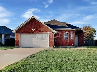 519 Redbud Dr, Forney, TX 75126