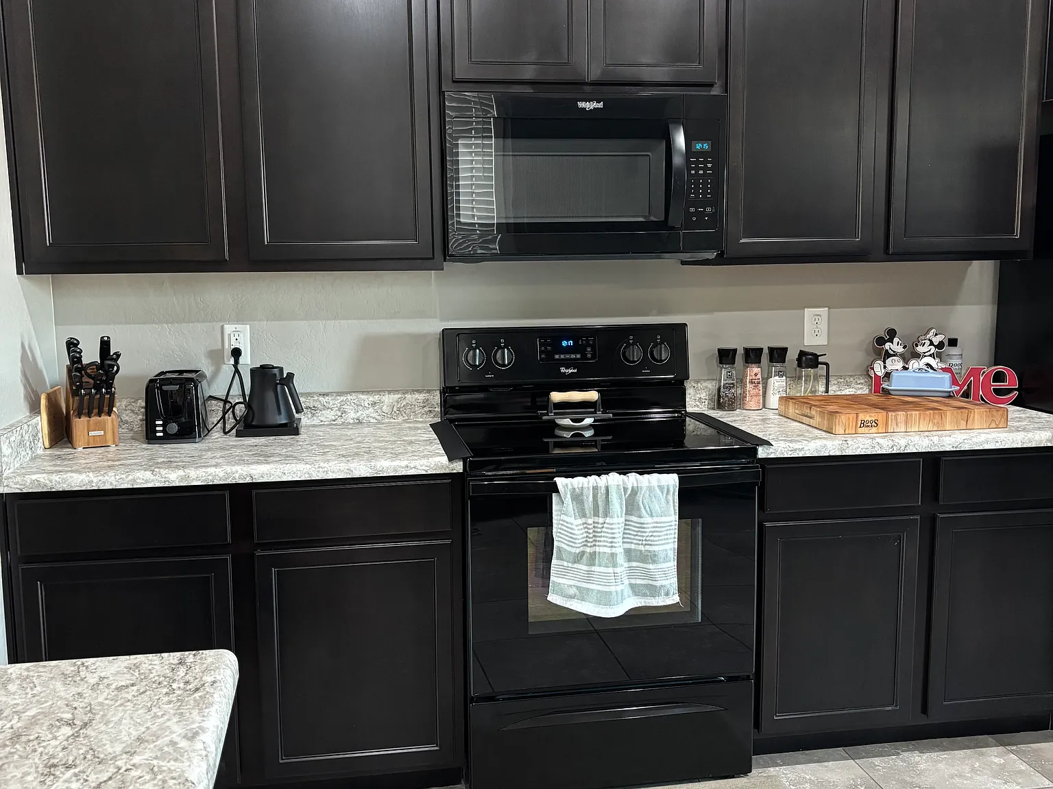 3 bed, 1460 sqft, $2,300 — Photo 4