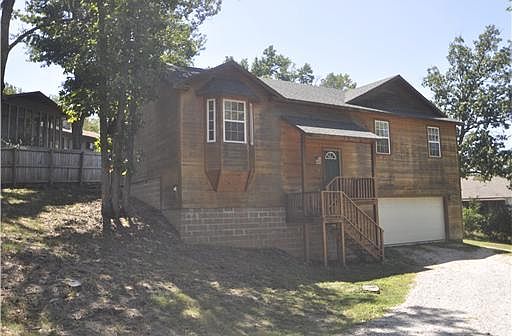 1st image of 187 Dogwood St