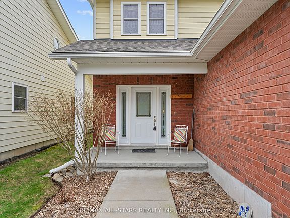 2nd image of 22 Deane St