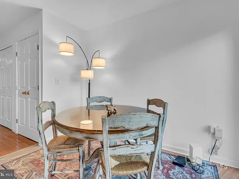 1052 Cedar Ridge Ct — Photo 14
