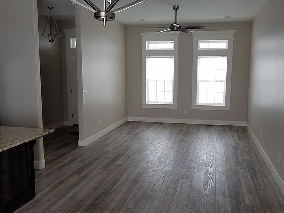 3rd image of 3290 Stella Dr