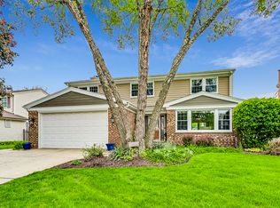 3059 Knollwood Ln, Glenview, IL