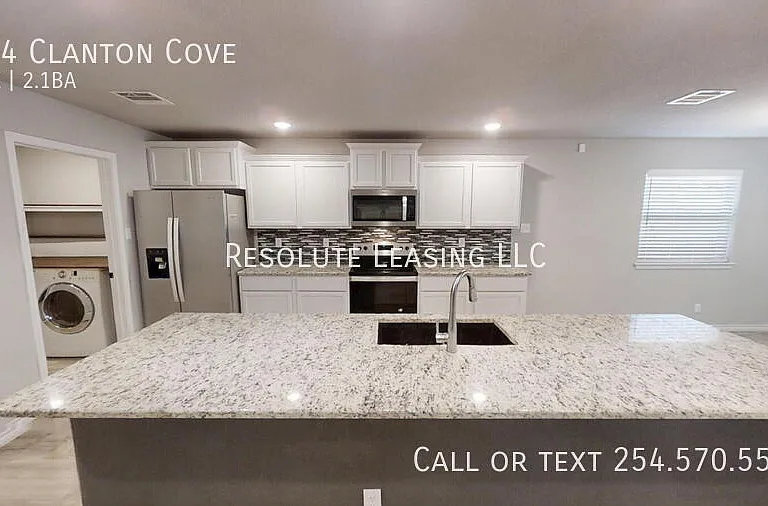 904 Clanton Cv — Photo 7