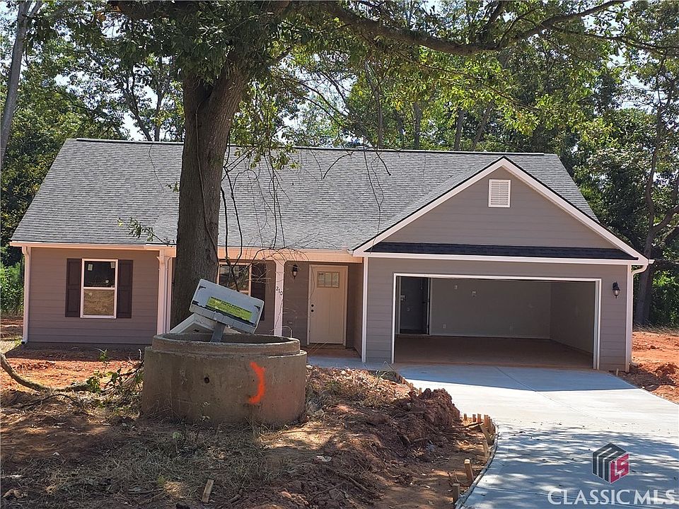 1st image of 210 Northridge Drive