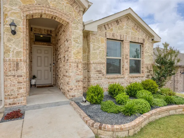 1825 Agarito Dr, Weatherford, TX 76086
