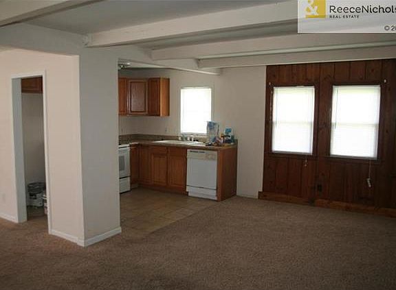 4th image of 8601 Longview Rd