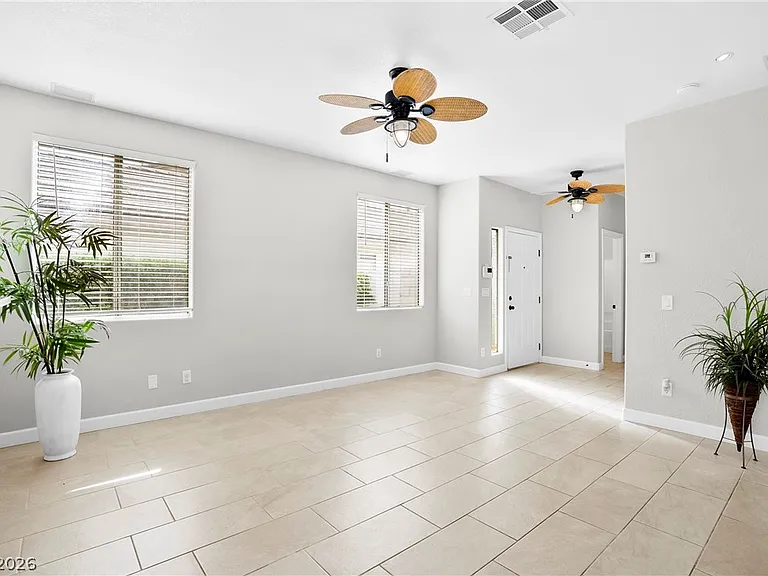 8824 Iron Hitch Ave — Photo 7