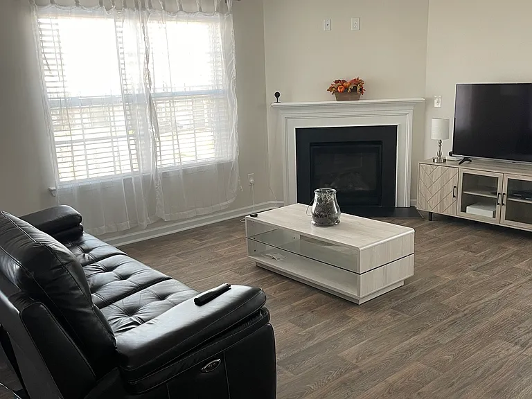 2131 Redstone Dr — Photo 6