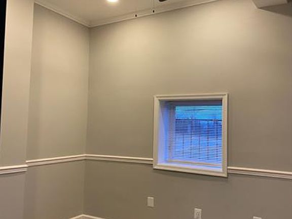 2nd image of 833 N Fulton Avenue Availble #500