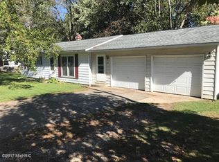 110 N Miller St, Paw Paw, MI 49079