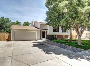 19033 E Kansas Dr, Aurora, CO 80017