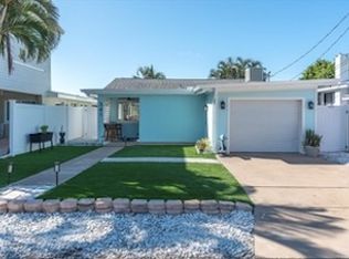 341 Boca Ciega Dr, Madeira Beach, FL 33708