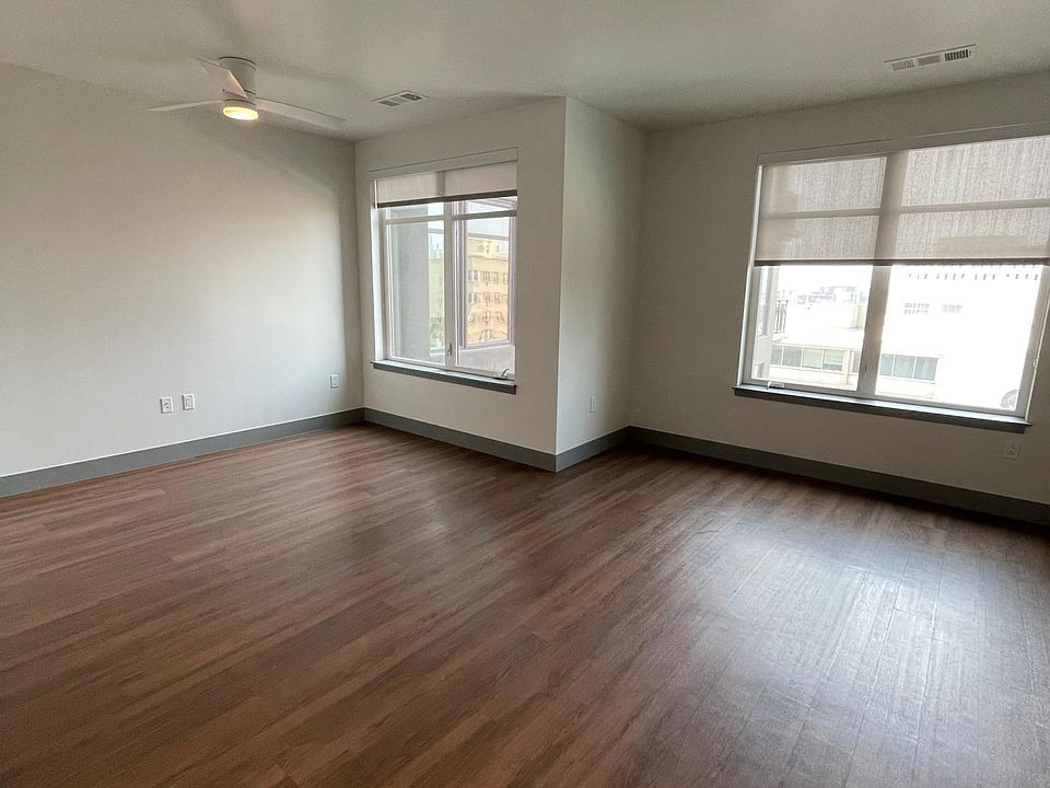 1st image of 1134 N Grant St #603