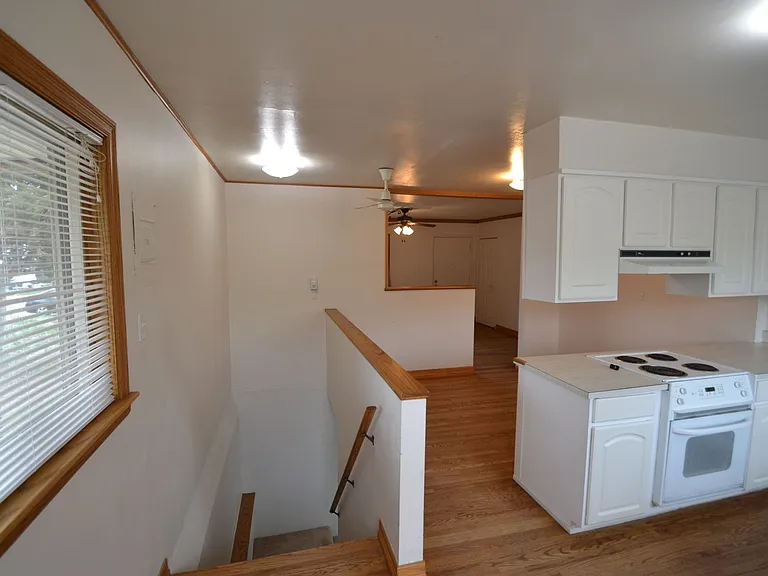 613 Erie Rd — Photo 9