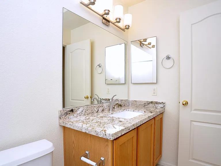 2633 W Cezanne Cir — Photo 29