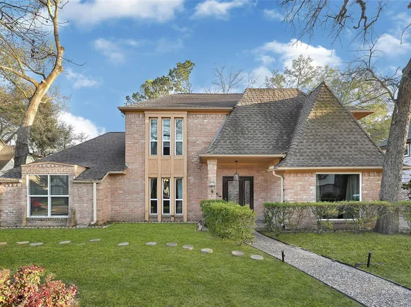 5619 Spanish Oak Dr, Houston, TX 77066