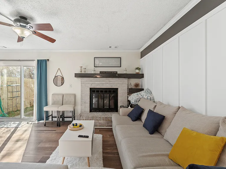 5104 Settlers Park Dr — Photo 4