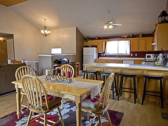 Dining/Kitchen Combo