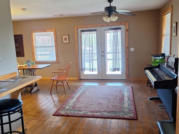 58 Hc 33, Compton, AR 72624