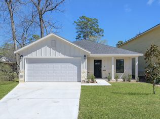 106 Harbor Court Dr, Montgomery, TX 77356