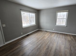 1204 Eastfield Rd, Lansing, MI 48917