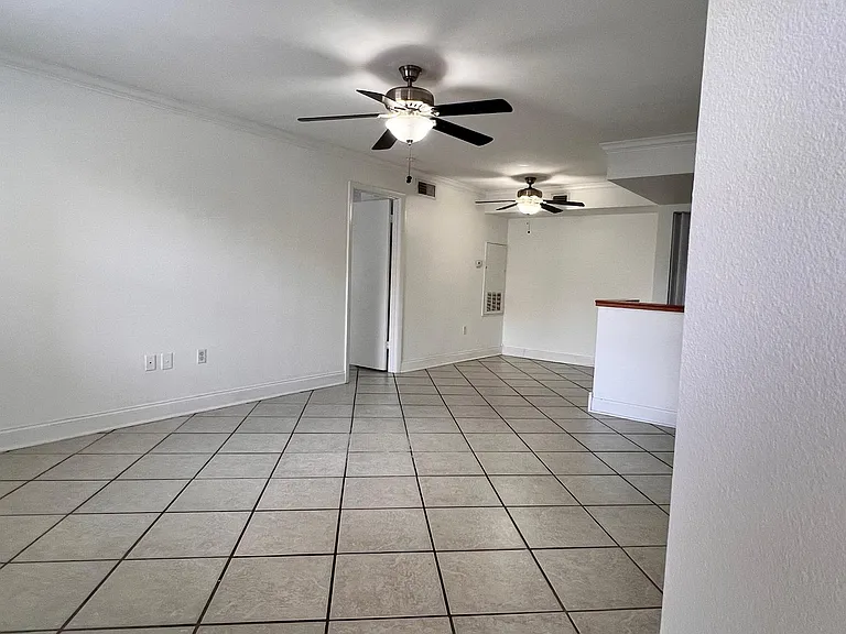 3004 Parkway Blvd #209 — Photo 38