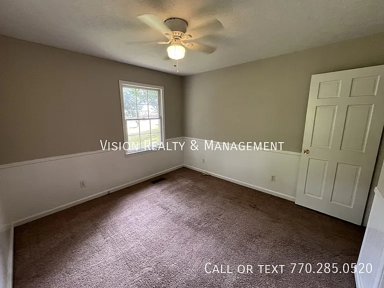 55 S Greenwood Dr — Photo 16