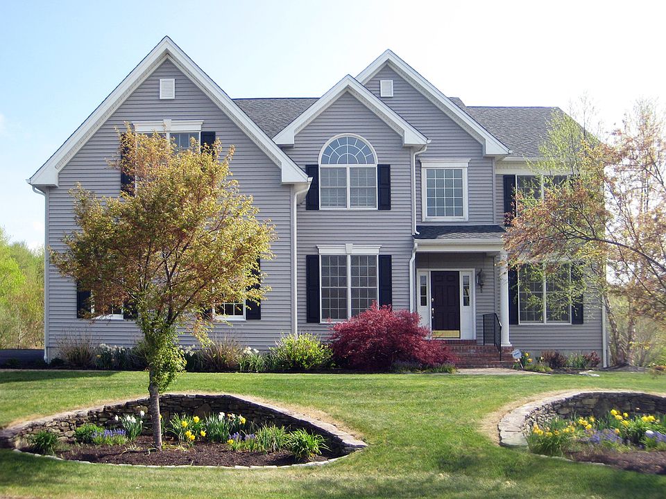 1st image of 67 Harris Dr