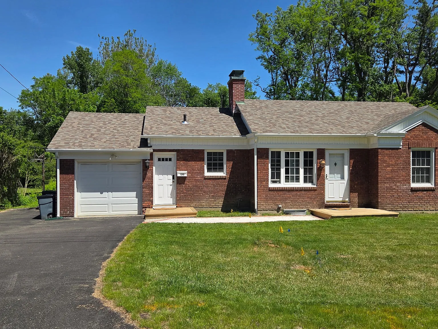 Berkshire Dr, Williamstown — Photo 1